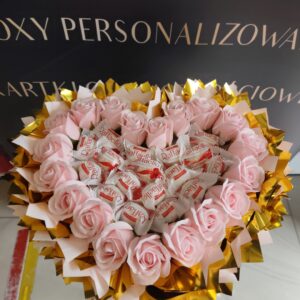 Słodki Bukiet serce z Rafaello 30 cm