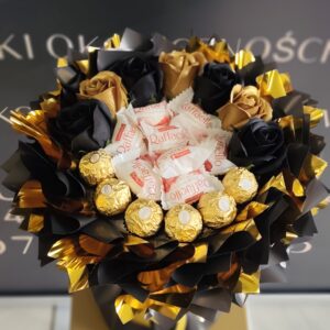 Bukiet ze słodyczy Black & Gold z Ferrero Rocher i Raffaello