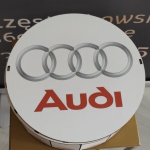 Box prezentowy Audi – słodki prezent dla fana marki Audi